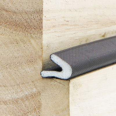 V-Form streift selbstklebende Schaum-Dichtung Kaffee-Farbe für Metalltür ab