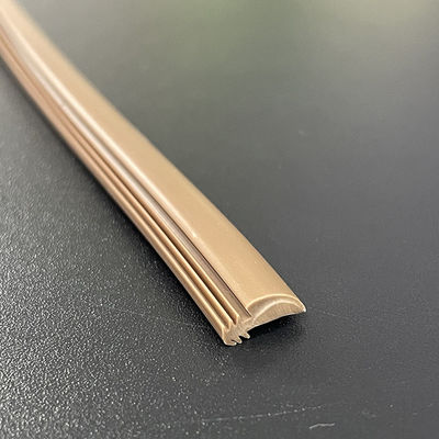 Schlitz-Art Soem PVC-Tür Weatherstrip einfaches, das genehmigte CER zu installieren