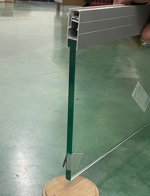 Co verdrängte wasserdichte der Glastür-Streifen des PVC-Dichtungsstreifen-10mm